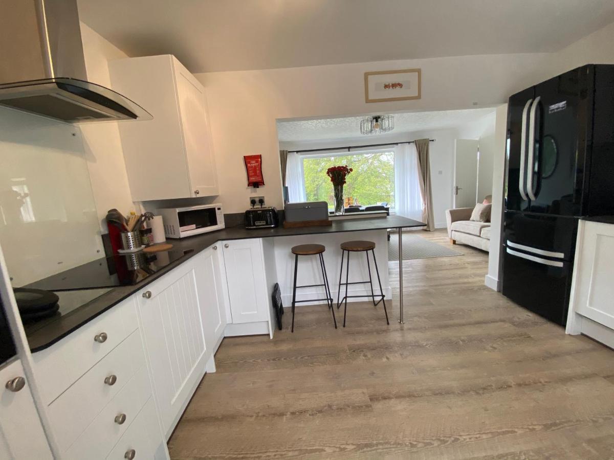 Port Side Brixham - Ideal Seaside Getaway - Parking - Wood-Burner - Dog Friendly Zewnętrze zdjęcie
